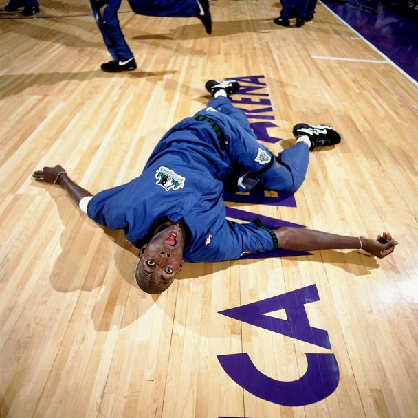 In attesa della sfida contro i Phoenix Suns sul parquet in Arizona, &#39;96 (Getty Images) 